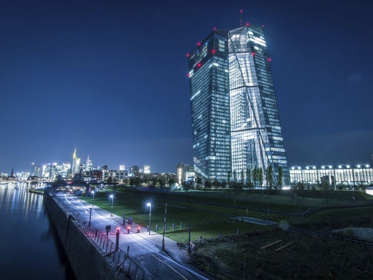 Požiadavky ECB nespĺňa jedna banka v eurozóne
