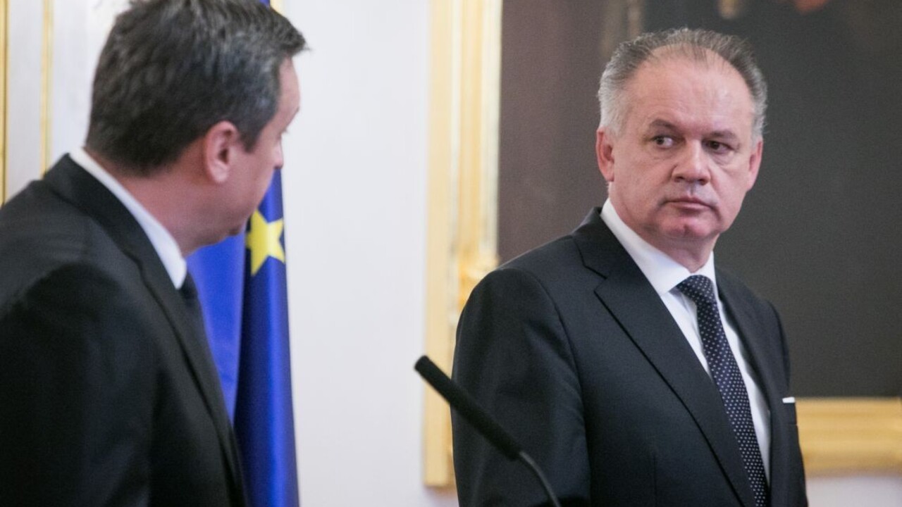 Ruský šampión si pred Vianocami zahrá šach s Kiskom i Dankom