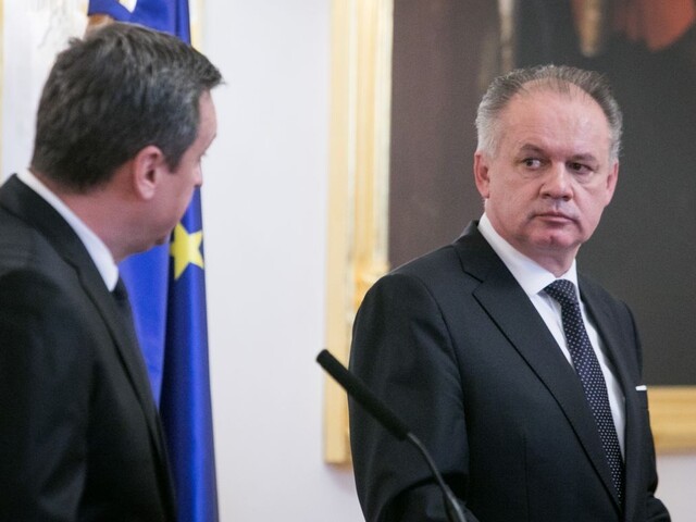 Ruský šampión si pred Vianocami zahrá šach s Kiskom i Dankom