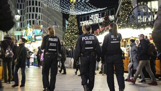 Od teroristického útoku na vianočných trhoch v Berlíne prešiel rok