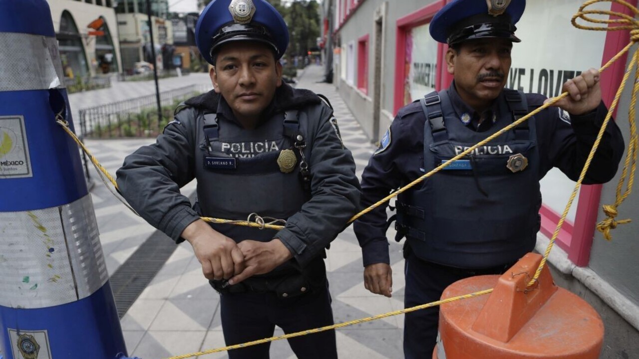 Počas školskej vianočnej oslavy v Mexiku zastrelili novinára