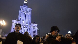 Brusel spúšťa voči Poľsku článok 7, vraj nastal čas konať