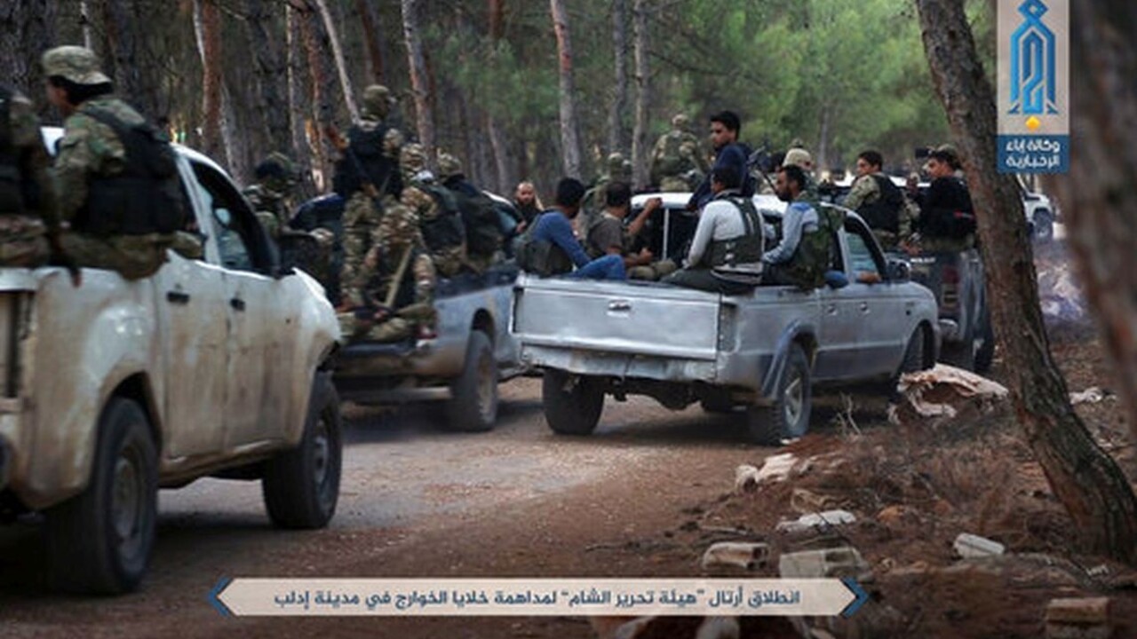 Vládne sily sa priblížili k Izraelu, obsadili oblasti napojené na al-Káidu