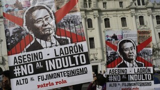 Peruáncom sa nepáči prezidentov verdikt, s protestami pokračujú