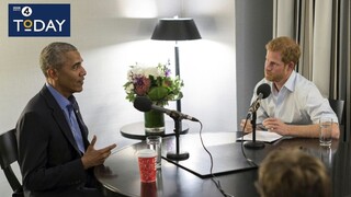 Obama v rozhovore s princom Harrym: Sociálne siete šíria dezinformácie