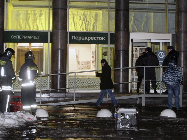 V petrohradskom supermarkete došlo k explózii, úrady hlásia zranených