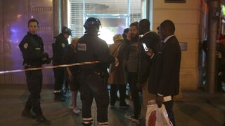 Natočili nový film o terorizme v Paríži. Francúzom sa nepáči