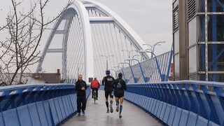Bežci absolvovali tradičný Silvestrovský beh cez bratislavské mosty