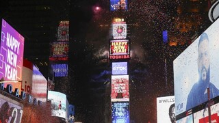 Na newyorskom námestí privítali nový rok za mrazivého počasia