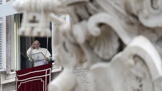 Pápež v novoročnom príhovore vyzval ľudí nepodliehať konzumu
