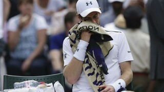 Murray sa odhlásil z Australian Open pre pretrvávajúcu bolesť