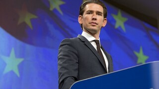 Rakúsky kancelár vyvracal špekulácie, s krajinami V4 sa vraj nezblíži