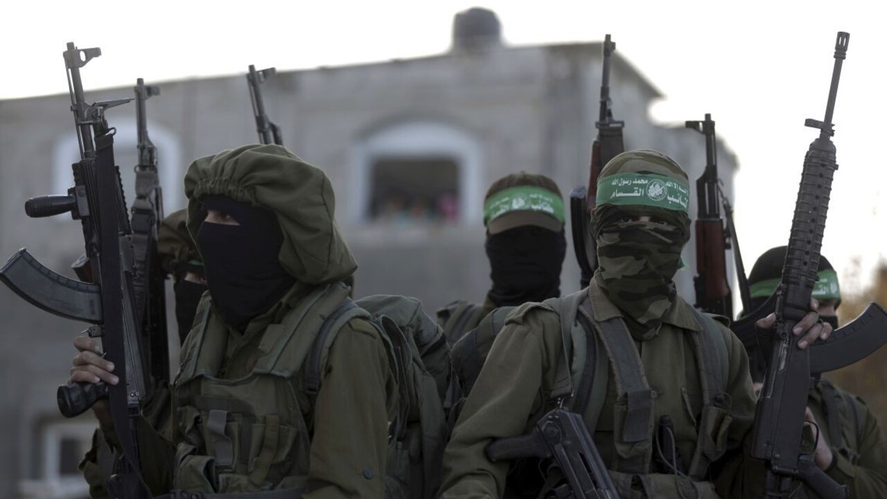 Islamský štát v drastickej videonahrávke vyhlásil vojnu Hamasu