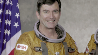Zomrel najskúsenejší astronaut NASA John W. Young
