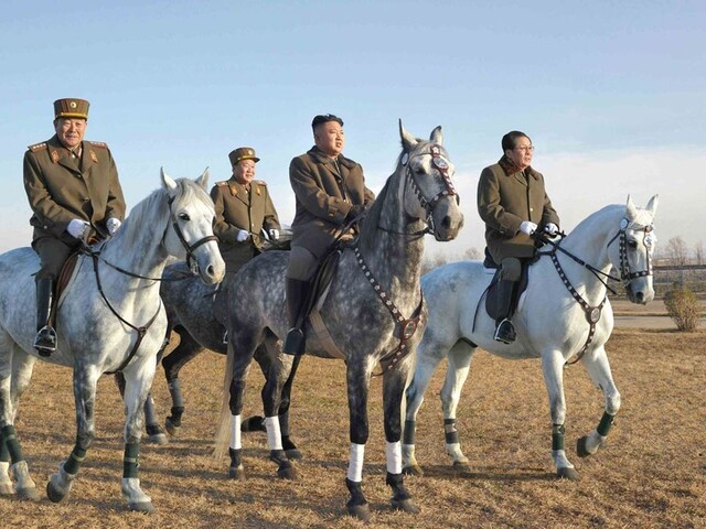 Kim Čong-un je o rok starší. Vodcove narodeniny však neoslavujú