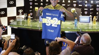 Číňania sa zbavili drahého hráča, Boca Juniors privítali strateného syna