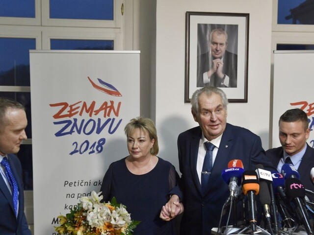 Česi rozhodnú až v druhom kole, Zeman poďakoval voličom