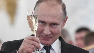 Putin vystrúhal nezvyčajnú poklonu kórejskému diktátorovi