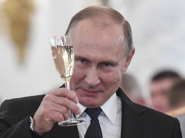 Putin vystrúhal nezvyčajnú poklonu kórejskému diktátorovi