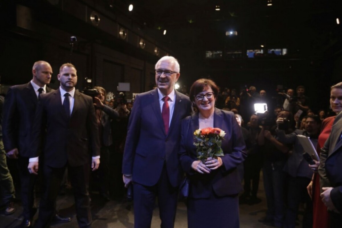 czech-republic-presidential-elections-17640-4921580203694926878d838a93d001e0_9ea5e3a4.jpg