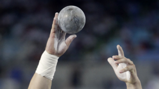 Na atletických pretekoch v Prahe tragicky zahynul rozhodca