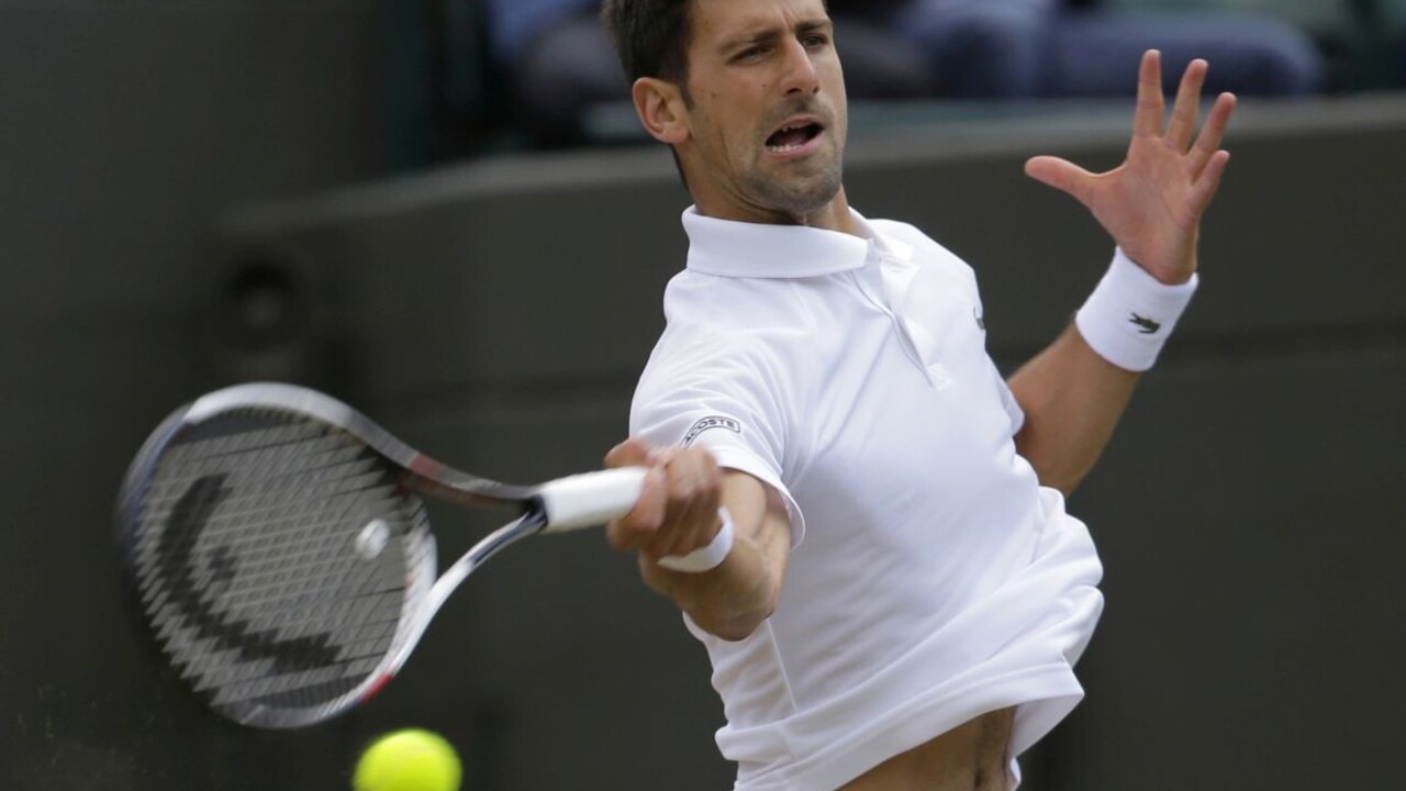 Bývalí melbournskí šampióni Djokovič a Šarapovová do 2. kola