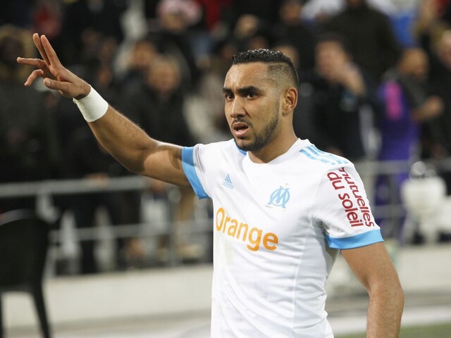 Francúzskeho futbalistu nedávno trafila fľaša z hľadiska a zápas sa predčasne skončil. Tentokrát však bodoval