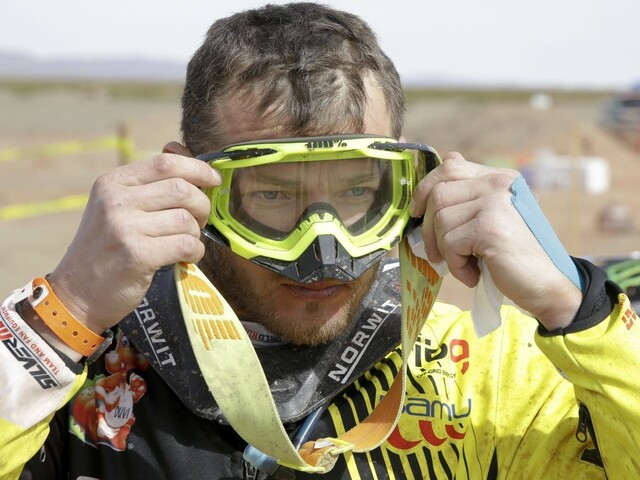 Rely Dakar pokračovalo 11. etapou, Svitko medzi pretekármi chýbal