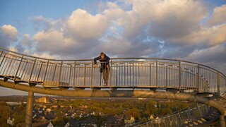 Prečo dospievajúce deti klamú rodičom? Lebo musia