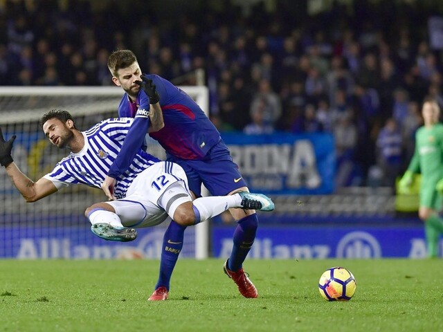 Pique predĺžil zmluvu s Barcelonou do roku 2022
