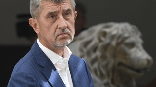 Predseda českej vlády čaká na verdikt o zbavení imunity