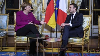 Francúzsko a Nemecko musia držať spolu, vyhlásil Macron