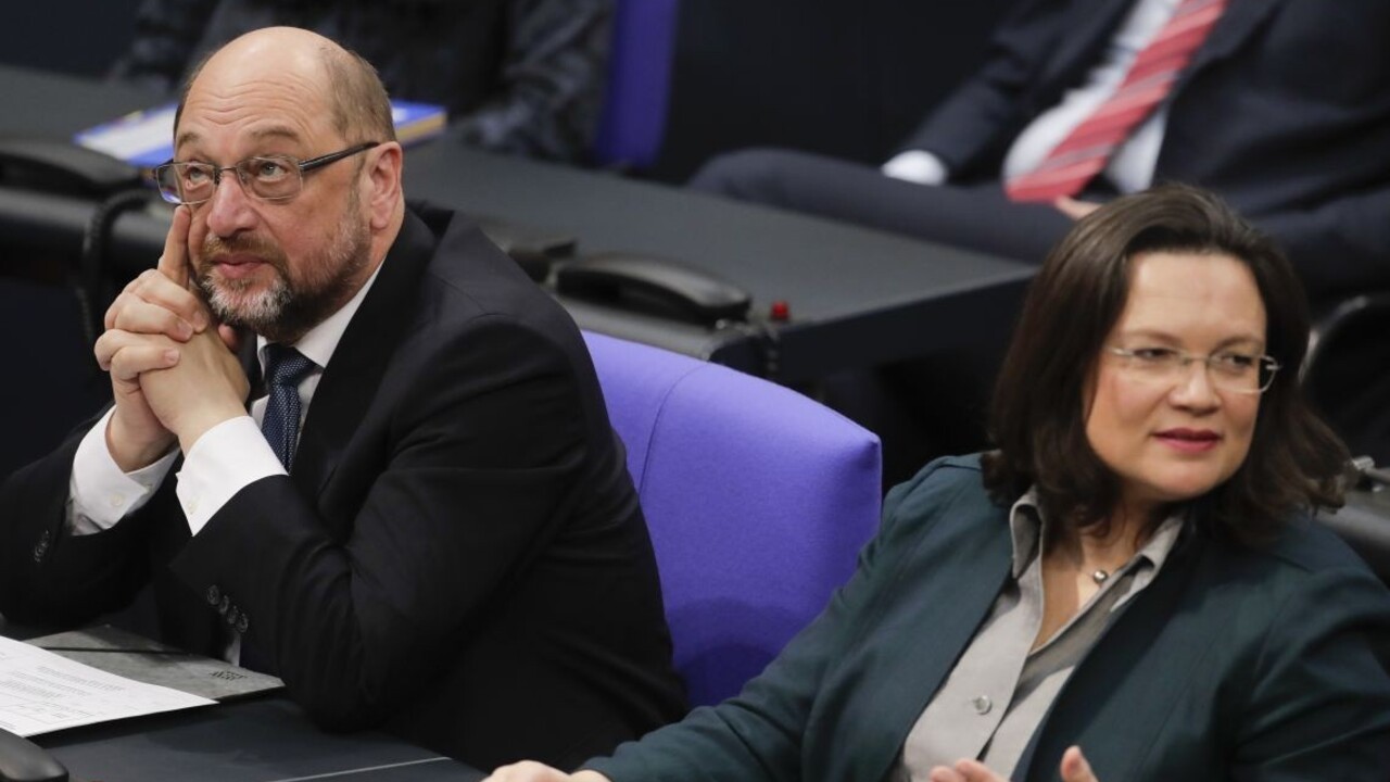 Schulz varoval pred predčasnými voľbami. Podarí sa stranám zostaviť vládu?