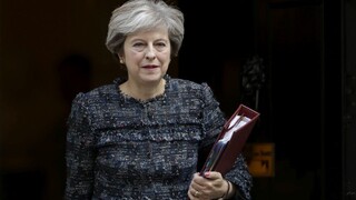 Mayová trvá na brexite. Odmietla ponuku na zotrvanie v Únii