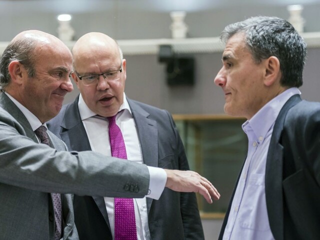 Grécko dostane ďalšiu finančnú injekciu, zhodli sa ministri eurozóny