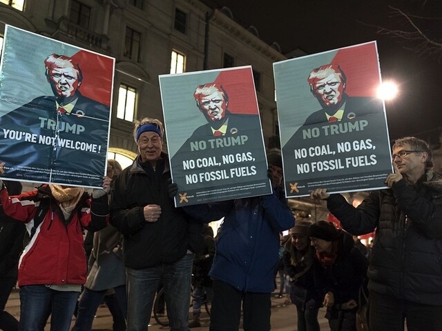 Trumpova návšteva vyvolala rozruch, vo Švajčiarsku ho mnohí nechcú