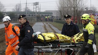 Pri Miláne sa vykoľajil vlak, niekoľko ľudí prišlo o život