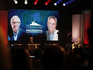 Zeman a Drahoš sa stretli v poslednej debate pred voľbami