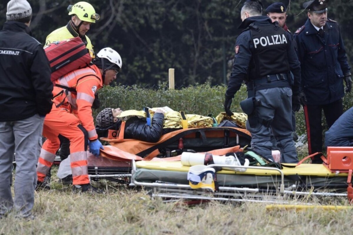 italy-train-derailment-64160-b3a16ff92925409d9feb381340c85e88_d4ec9cad.jpg