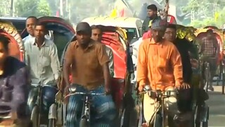 Obľúbenej doprave odzvonilo / Ťavia súťaž krásy