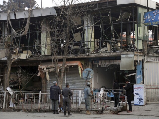 Afganistan sa spamätáva z bombového útoku, obetí môže pribudnúť
