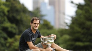 Federer nekončí, švajčiarsky fenomén si trúfa obhájiť austrálsku trofej