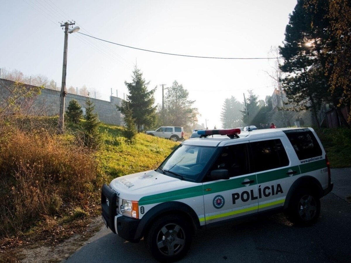 Odsúdili muža, ktorý pomohol zničiť piťovcov, ale priznal sa k vraždám