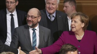 Lídri nemeckých strán sa dohodli, že v rokovaniach budú pokračovať