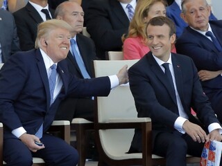 Chcem takú prehliadku, akú mali vo Francúzsku, prikázal Trump