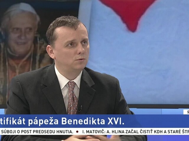 ŠTÚDIO TA3: Ľ. Malík o emeritnom pápežovi Benediktovi XVI.