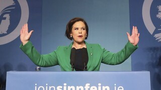 Írski republikáni majú po 35 rokoch na čele strany novú tvár