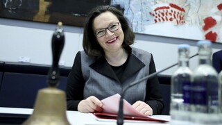 V čele nemeckej SPD má byť prvýkrát žena, má však konkurenciu