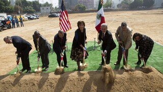 USA budujú ambasádu v Mexiku, má byť jednou z najdrahších na svete