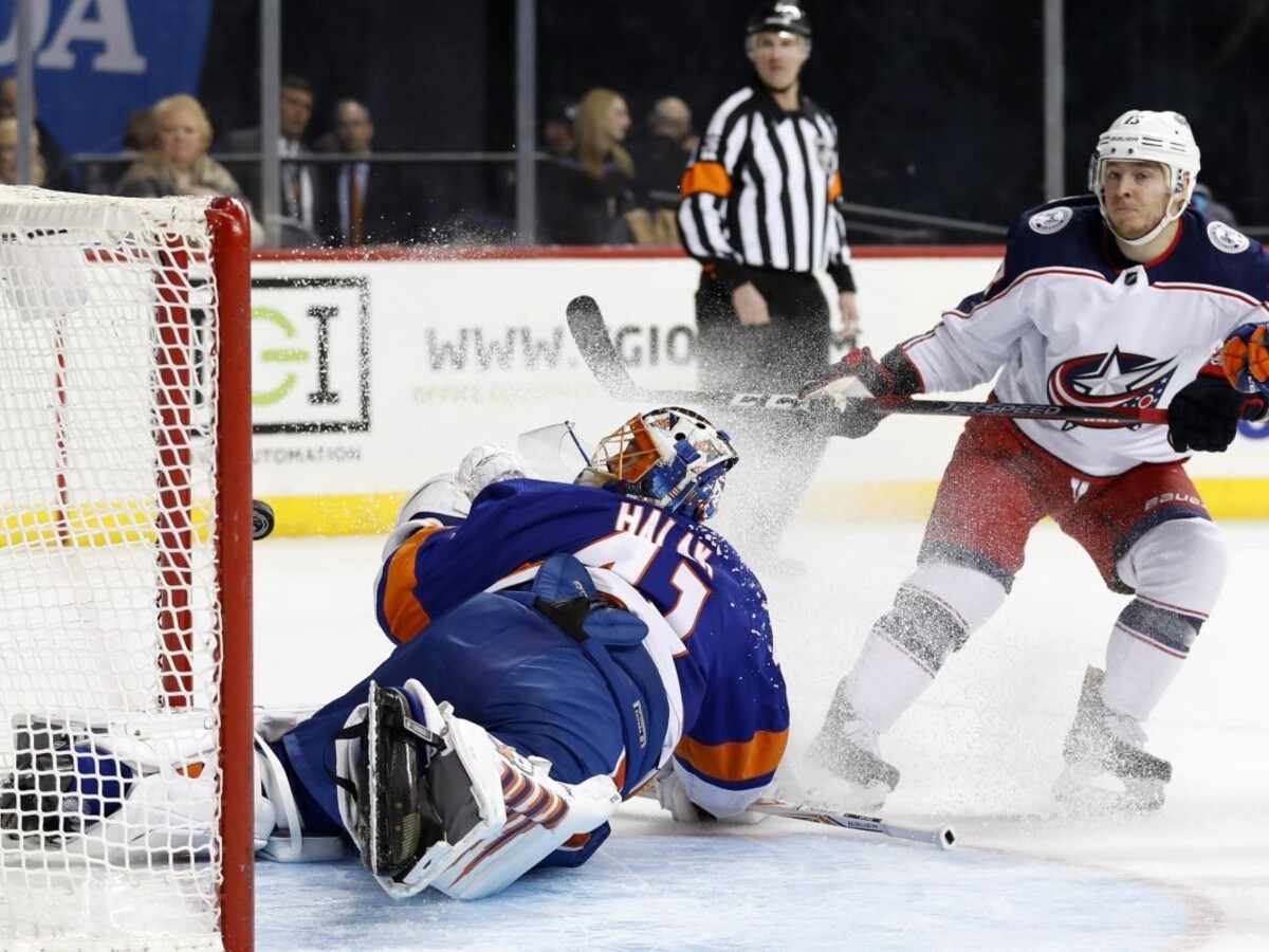 NHL: Halák vychytal 47 úspešných zákrokov, prehre však nezabránil